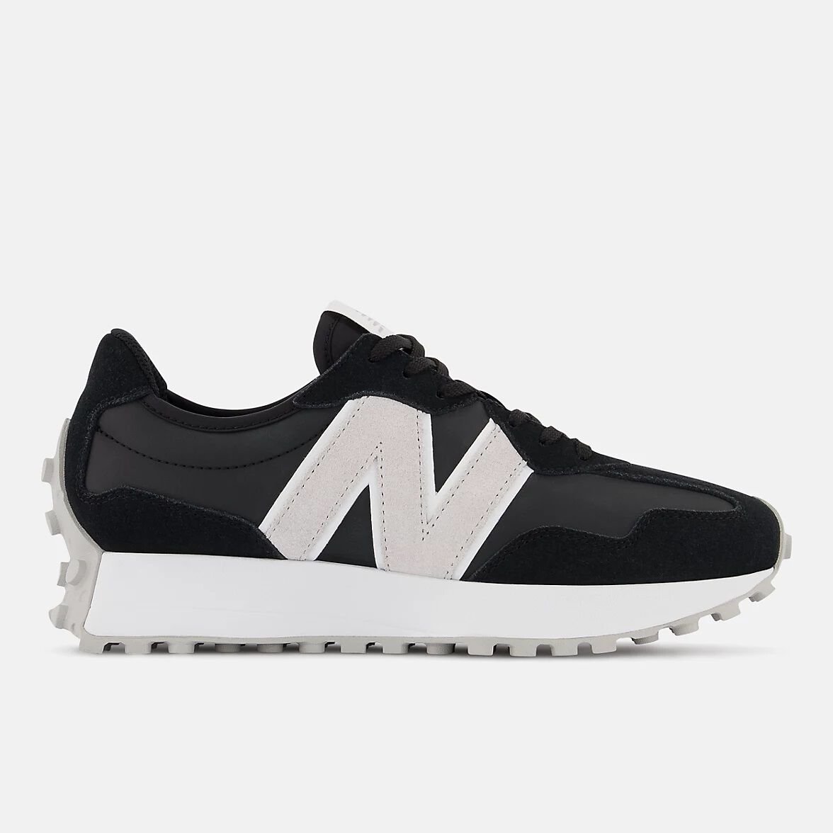 new balance flores
