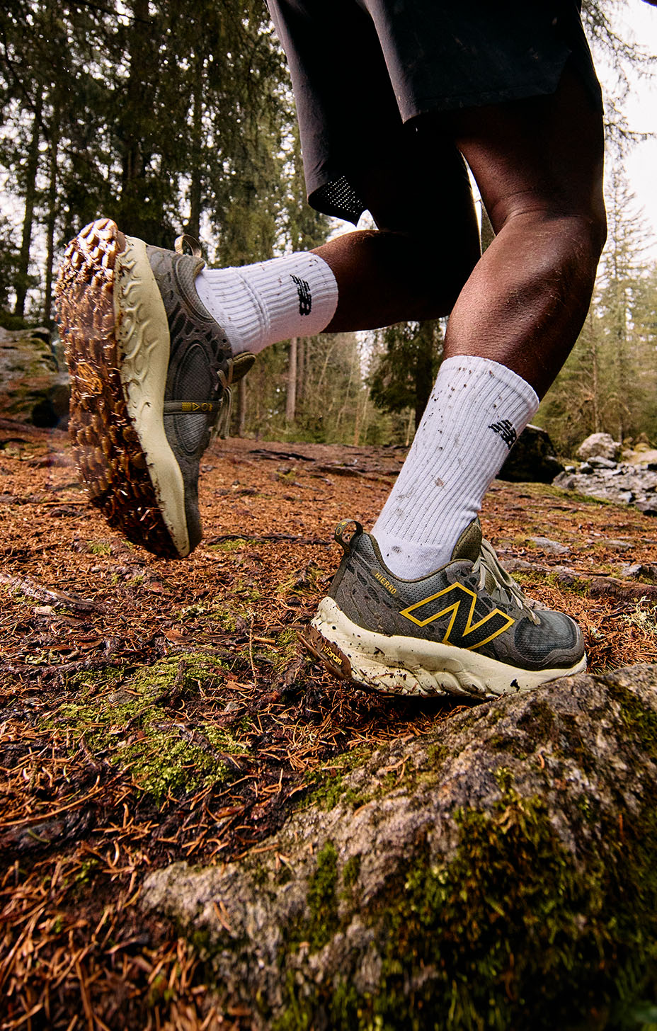 Ropa Zapatos y Accesorios para Correr en Senderos New Balance